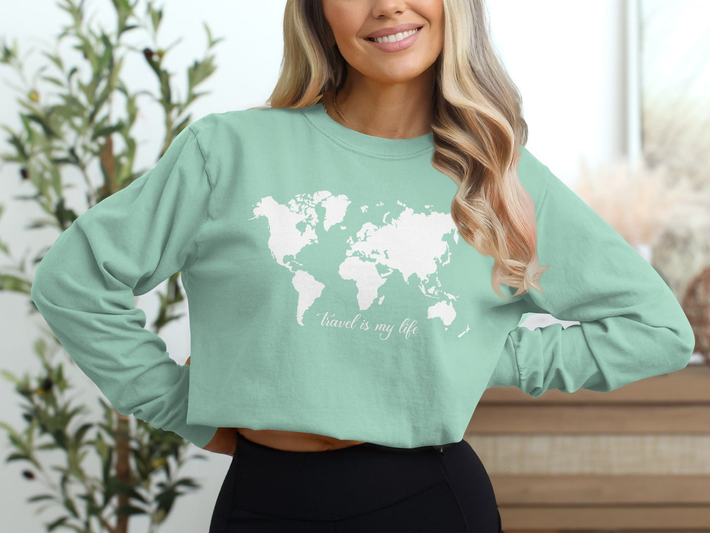 Travel Is My Life World Map Simple Modern Long Sleeve T-Shirt