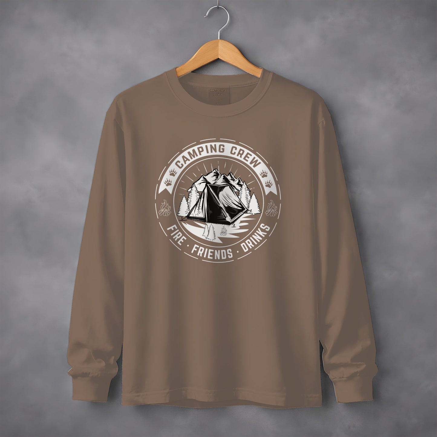 Camping Crew Fire Friends Drinks Design Long Sleeve T-Shirt