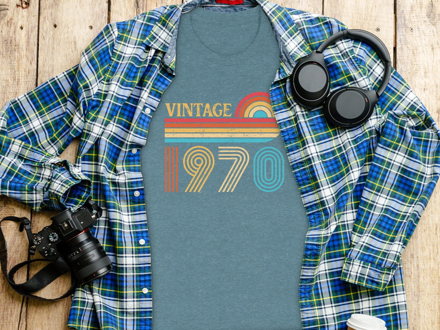 Retro Vintage 1970 Rainbow Birthday Gift Idea T-Shirt