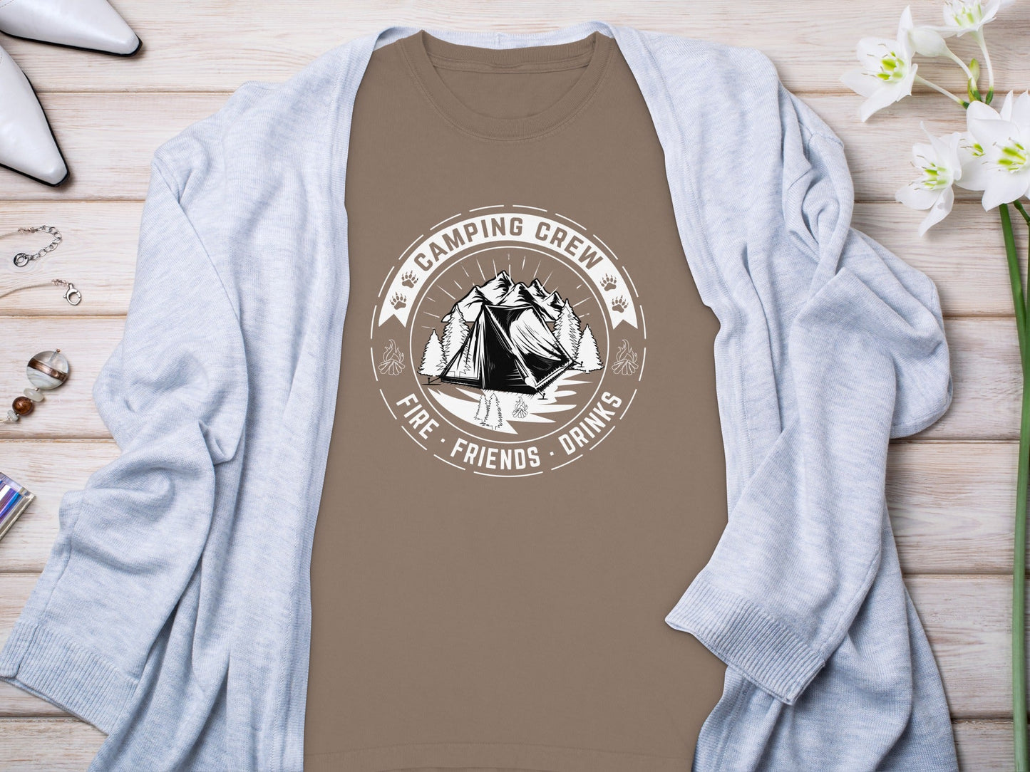 Camping Crew Fire Friends Drinks Design Long Sleeve T-Shirt