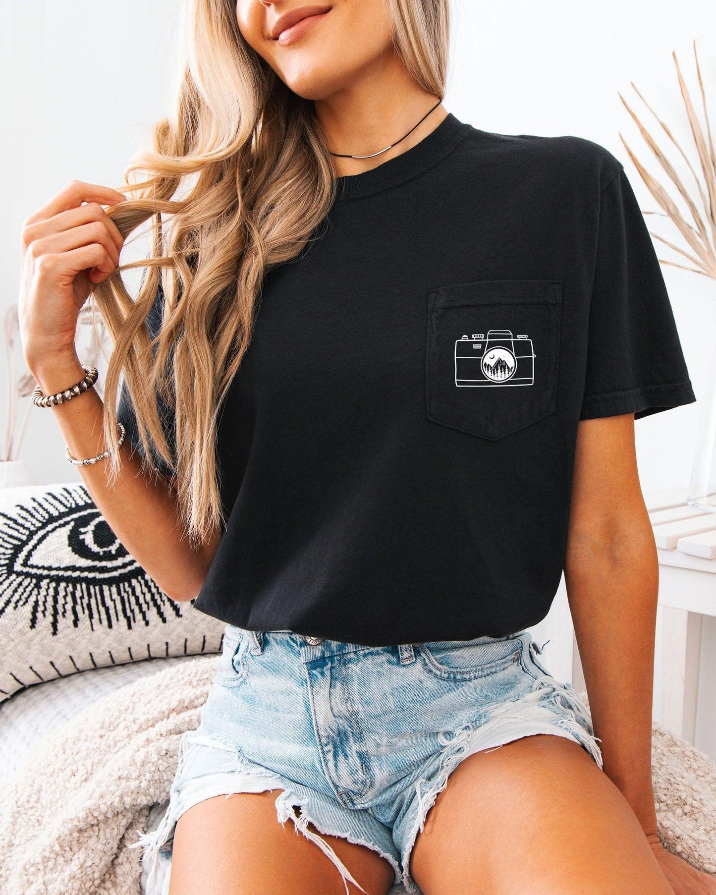 Camera & Mountain Comfort Colors Pocket T Shirt