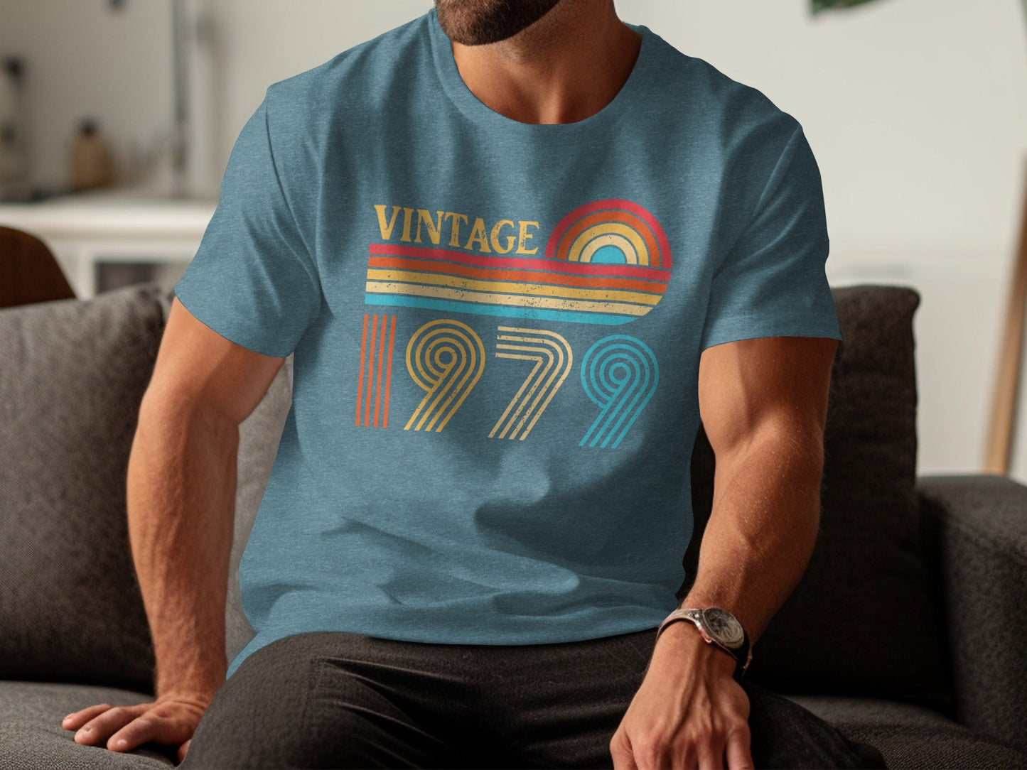 Retro Vintage 1979 Birthday Design For Year Born T-Shirt