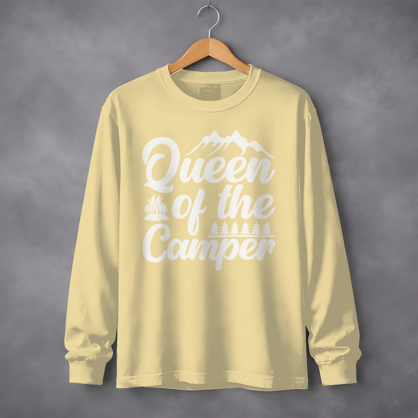 Queen of the Camper Great Outdoors Enthusiast Long Sleeve T-Shirt